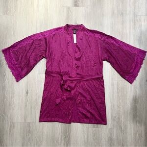 Victoria’s Secret Satin Lace Robe – Plum/Berry – NWT – XS/S